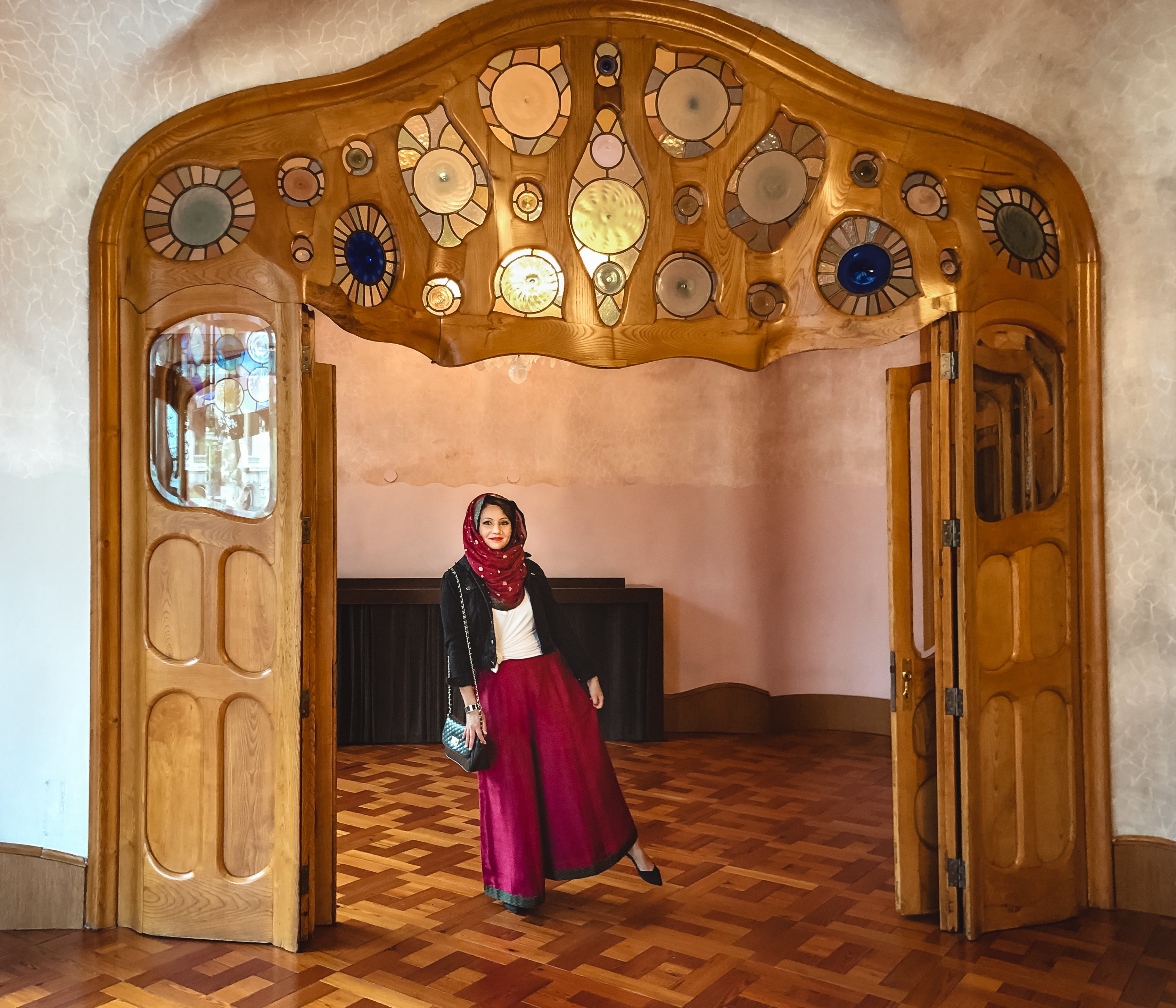 Hijabi blogger touring Casa Batllo
