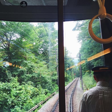 Muslim-travel-Hakone-Japan-tram-ride.jpg