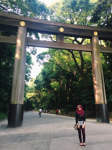 Muslim-travel-Tokyo-Meiji-Shrine-Gate2.jpg