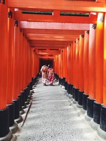 Muslim-travel-tips-Kyoto-Fushimi-Inari-Shrine.jpg