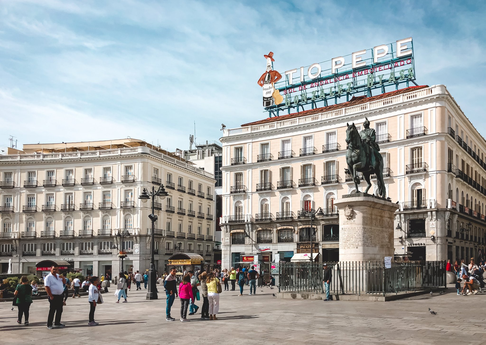 Muslim travel guide Madrid Spain