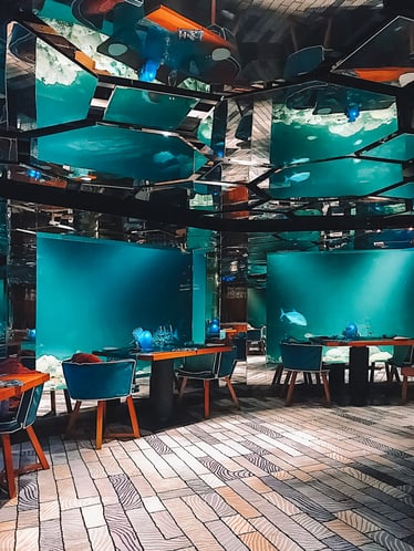 Muslim-travel-blog-Maldives-guide-halal-underwater-restaurant
