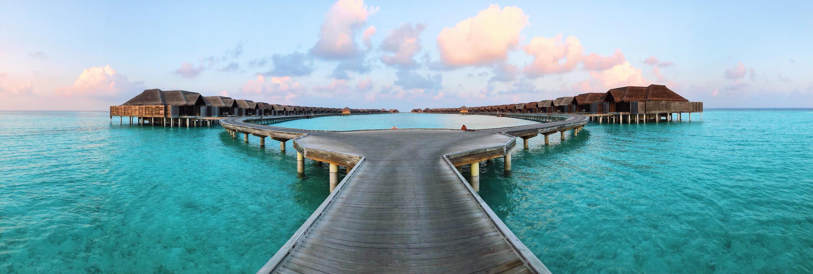 Muslim-travel-blog-complete-travel-guide-Maldives-overwater-villas