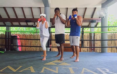 Muslim-travel-blogger-Maldives-things-to-do-Muay-Thai-boxing