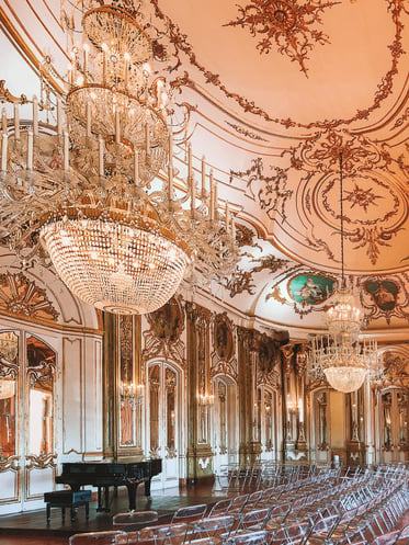 Muslim-travel-guide-Sintra-Portugal-Palace-of-Queluz-ballroom