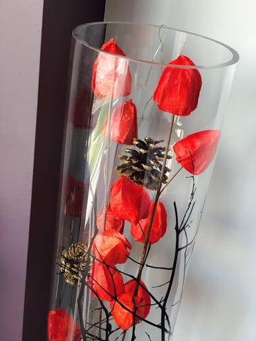 Muslim-home-decor-blog-fall-decorating-modern-vase