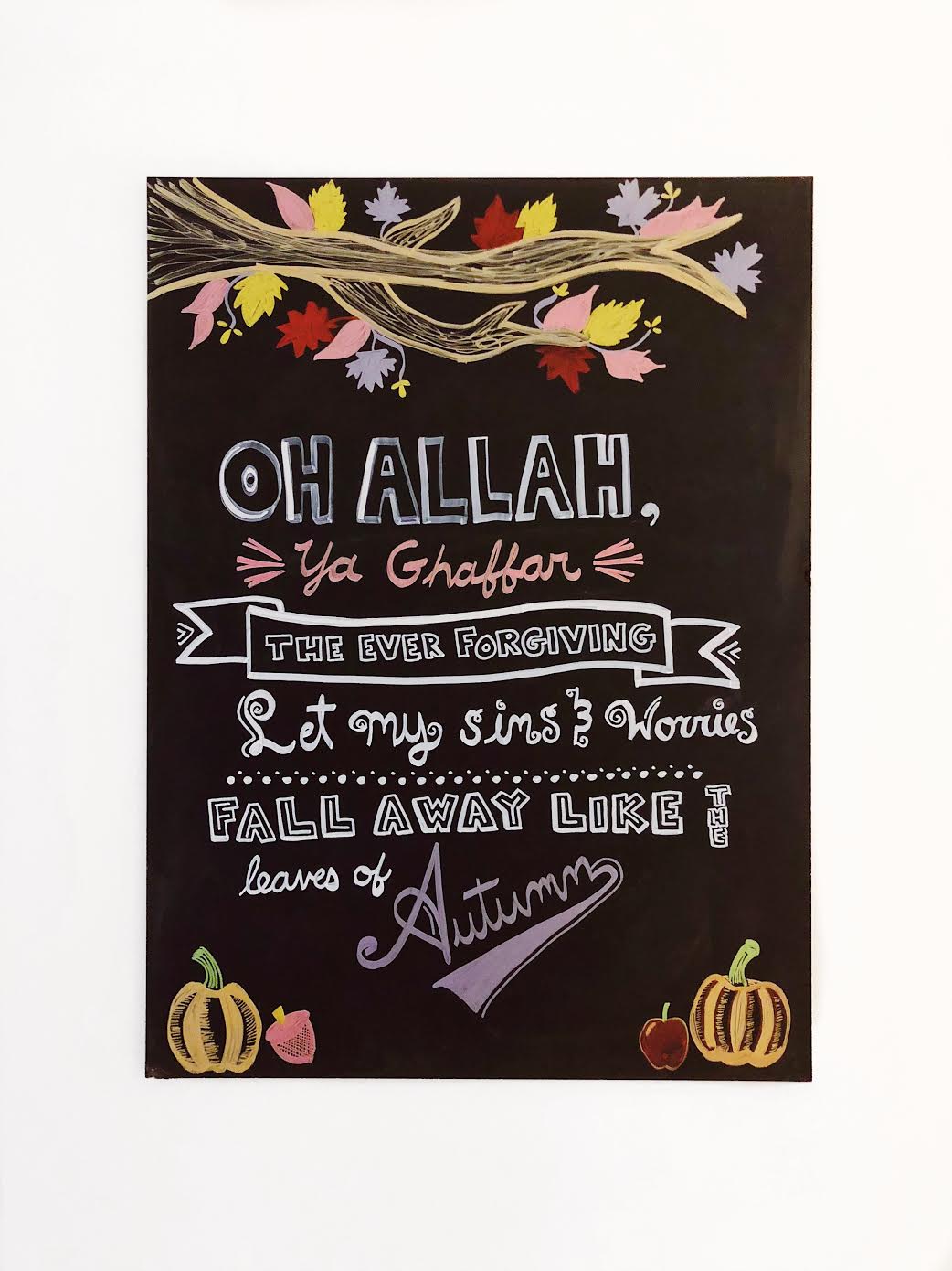 Muslim-home-design-fall-theme-chalkboard-art