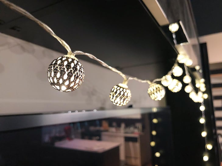 Ramadan-decorating-ideas-hanging-lights